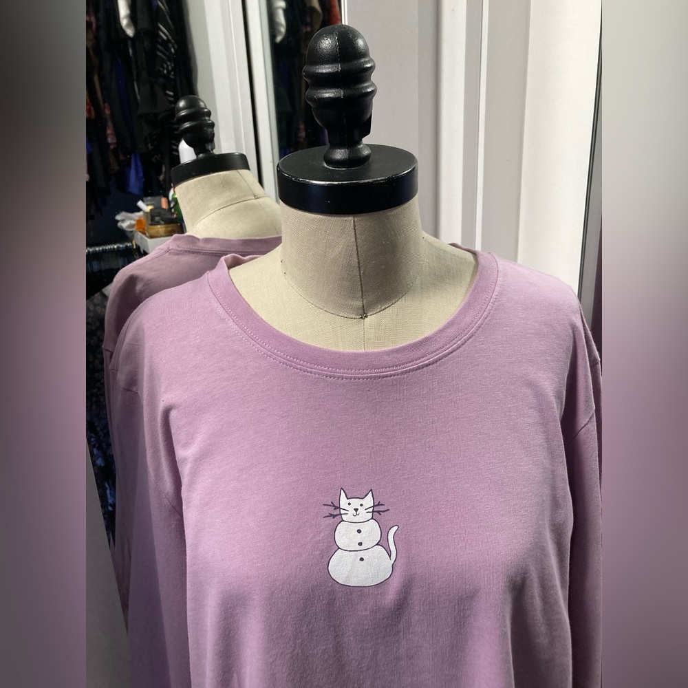 NWOT Life Is Good Women’s Mauve/Pink Long Sleeve Tee, with Cat Snowman, Size XL - Picture 2 of 13
